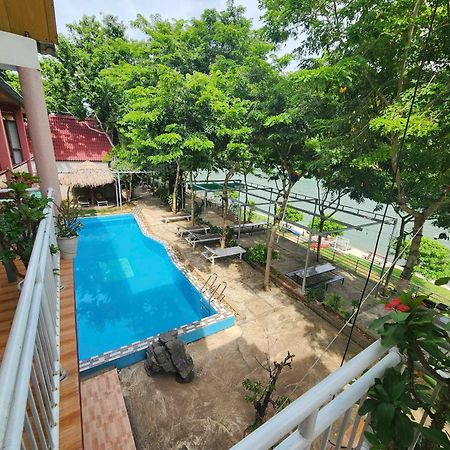 Restful River Bungalow Phong Nha Buitenkant foto