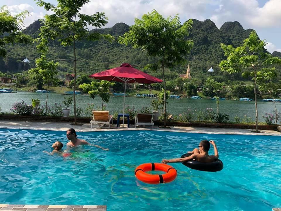 Restful River Bungalow Phong Nha Buitenkant foto